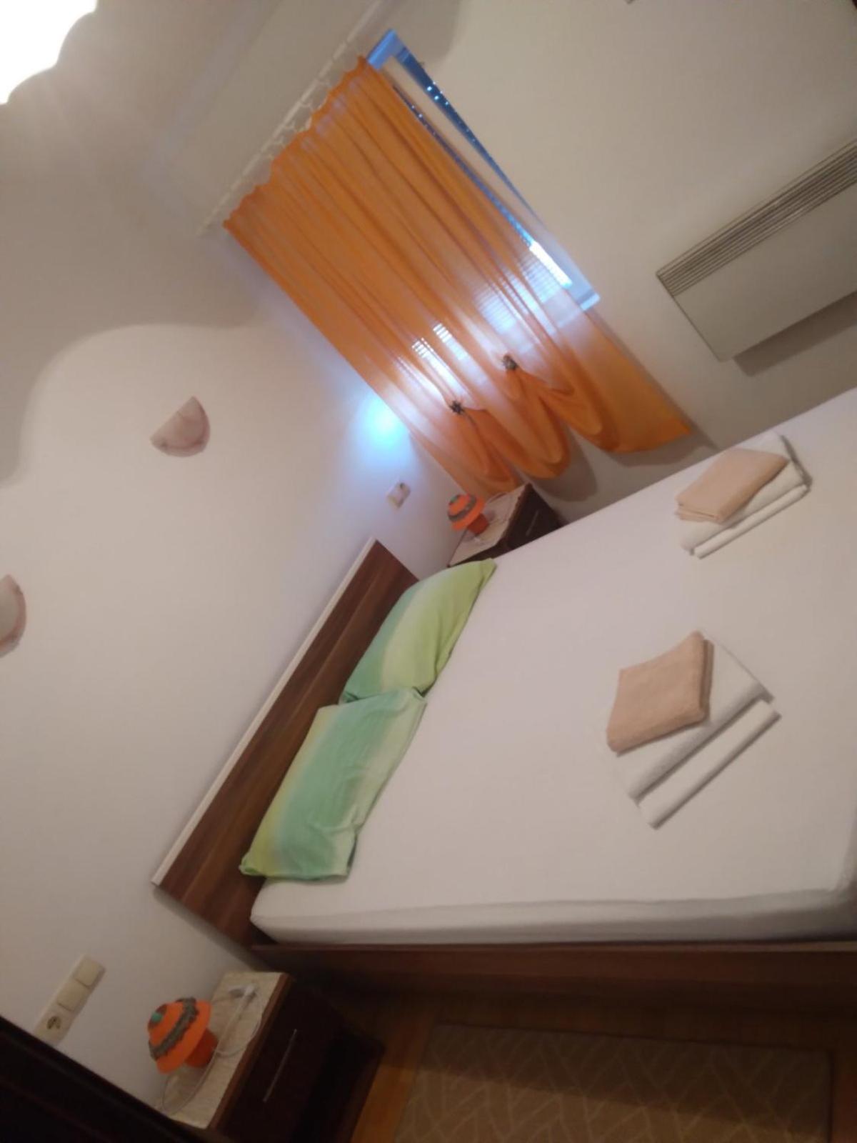 Apartments Dvije Palme Šibenik Kamer foto